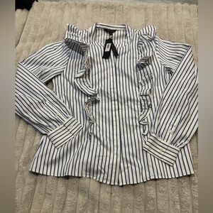 Banana republic size 14 women’s Striped Ruffle Button-Up Blouse in White & Navy